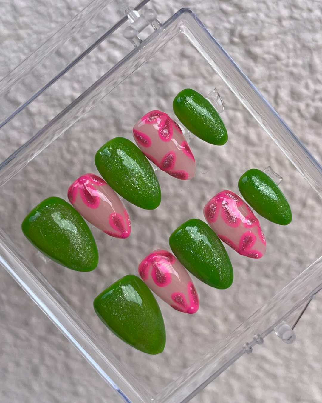 CUSTOM MAGNETIC FLOWER