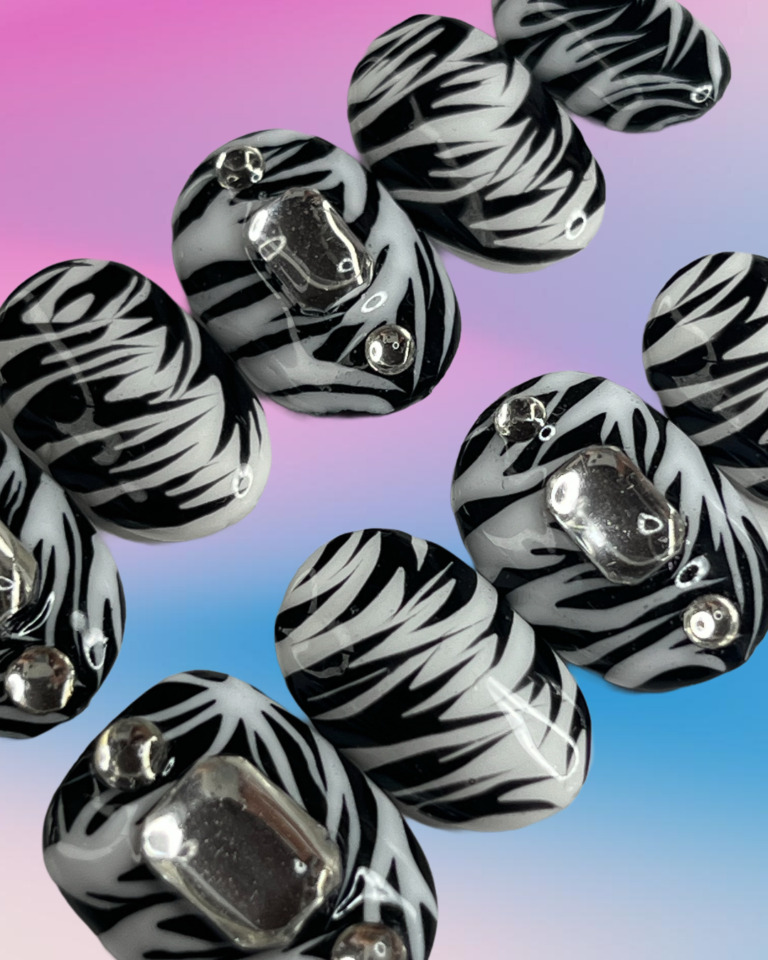 ZEBRA NAILS