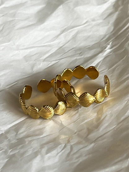 SEASHELL RING